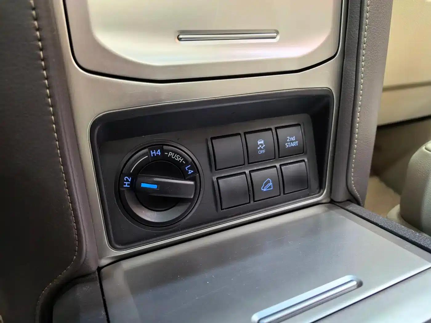 2018 Prado 3.5L Automatic TX-L — миниатюра 19