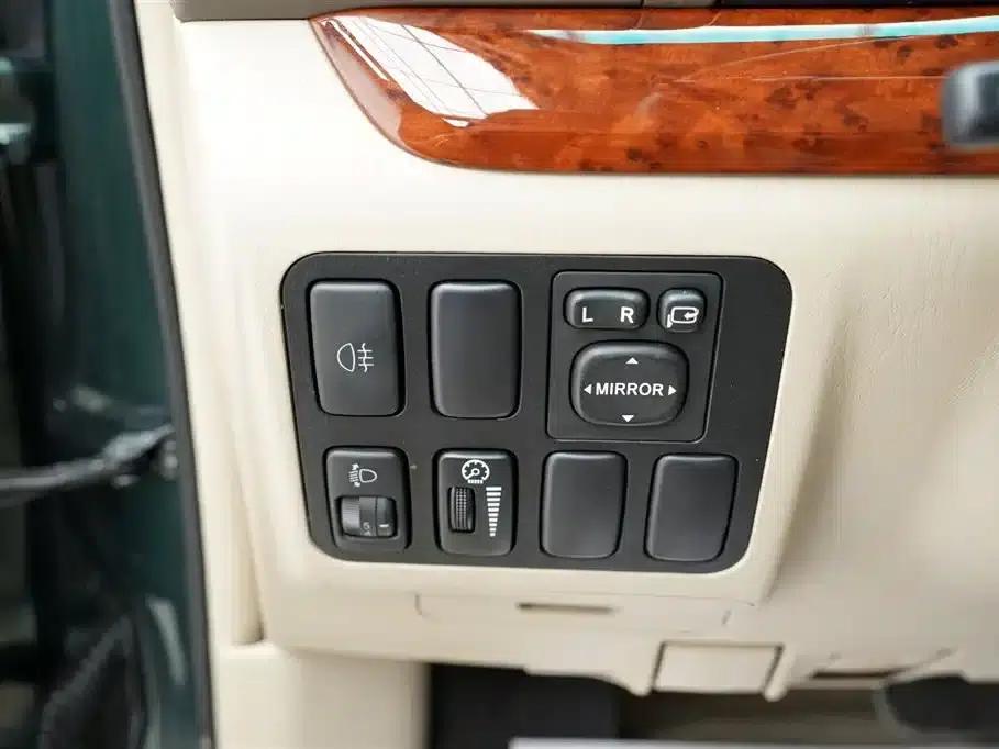 2006 Prado 4.0L Automatic VX NAVI Edition — миниатюра 17