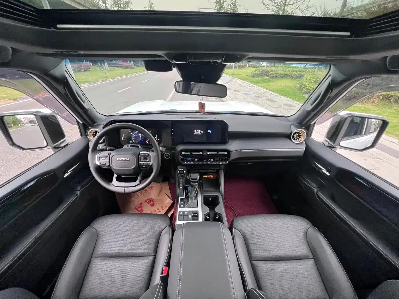 2025 Prado 2.4T All-Round TX Edition 5-Seater — миниатюра 7