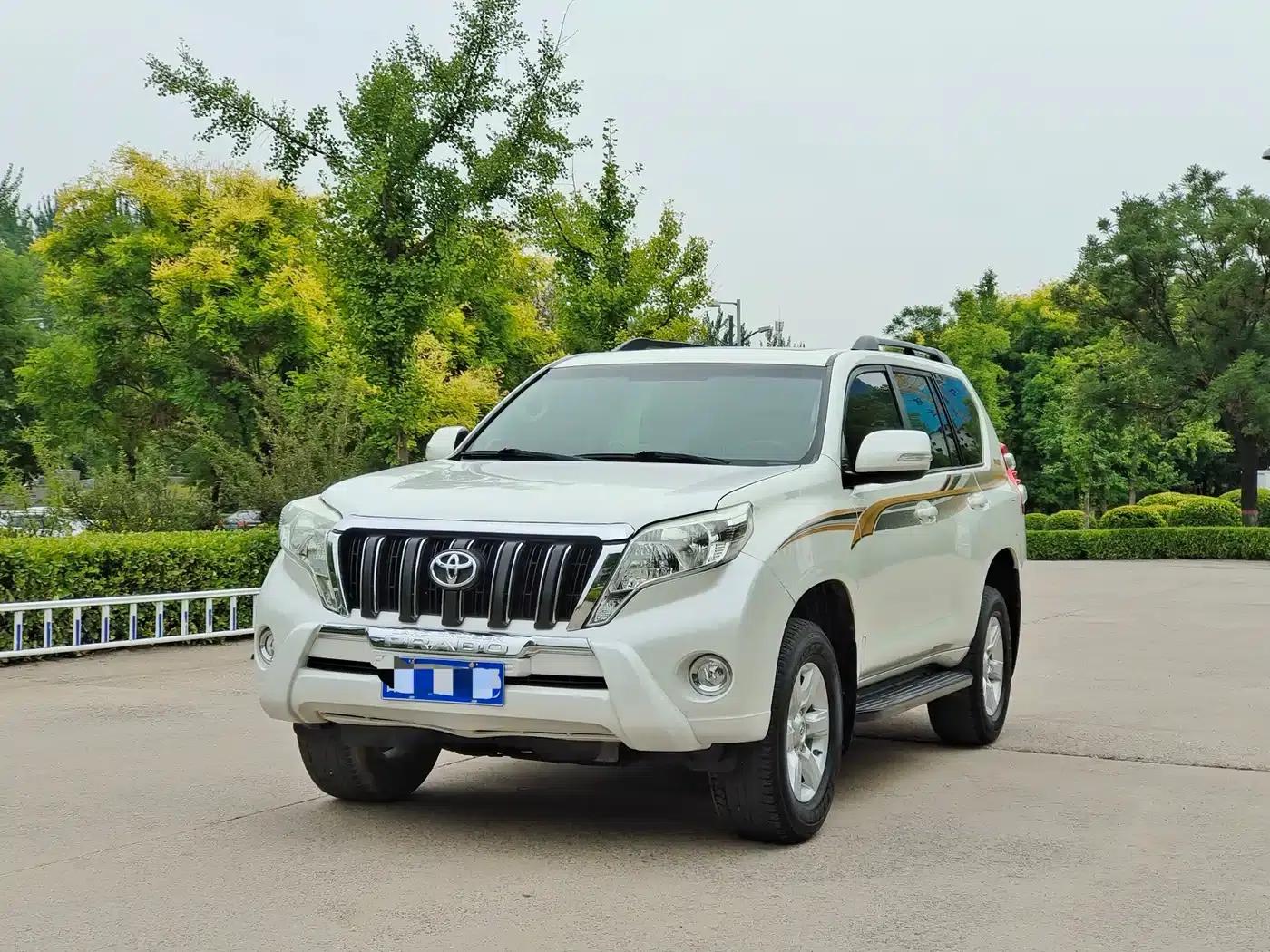 2016 Prado 2.7L Automatic Standard Edition — миниатюра 1