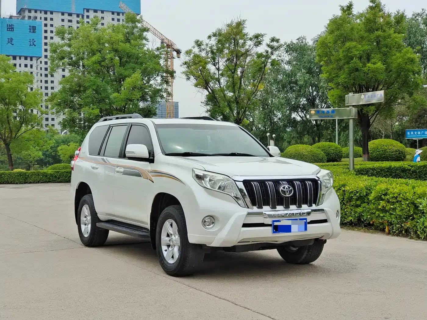 2016 Prado 2.7L Automatic Standard Edition — миниатюра 3