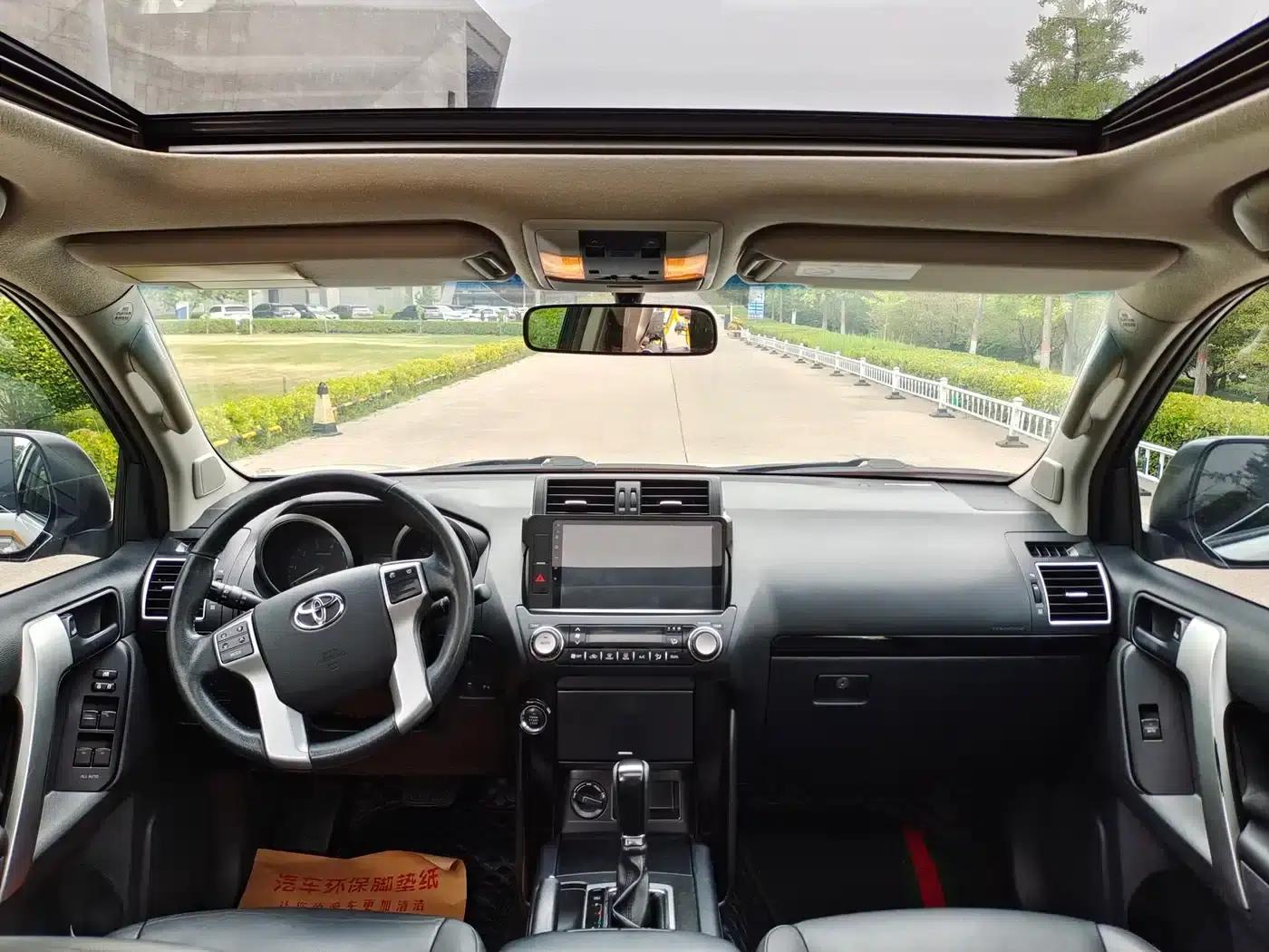 2016 Prado 2.7L Automatic Standard Edition — миниатюра 5