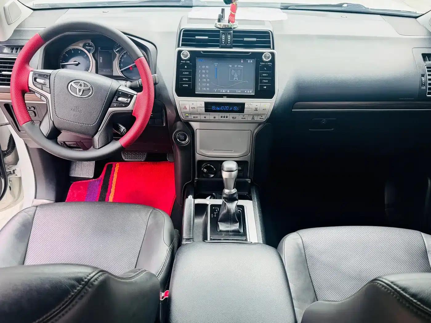 2019 Prado 3.5L Automatic TX-L Premium Edition with Rear-mounted Spare Tire — миниатюра 6