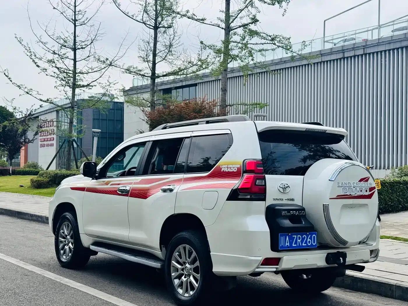 2019 Prado 3.5L Automatic TX-L Premium Edition with Rear-mounted Spare Tire — миниатюра 7