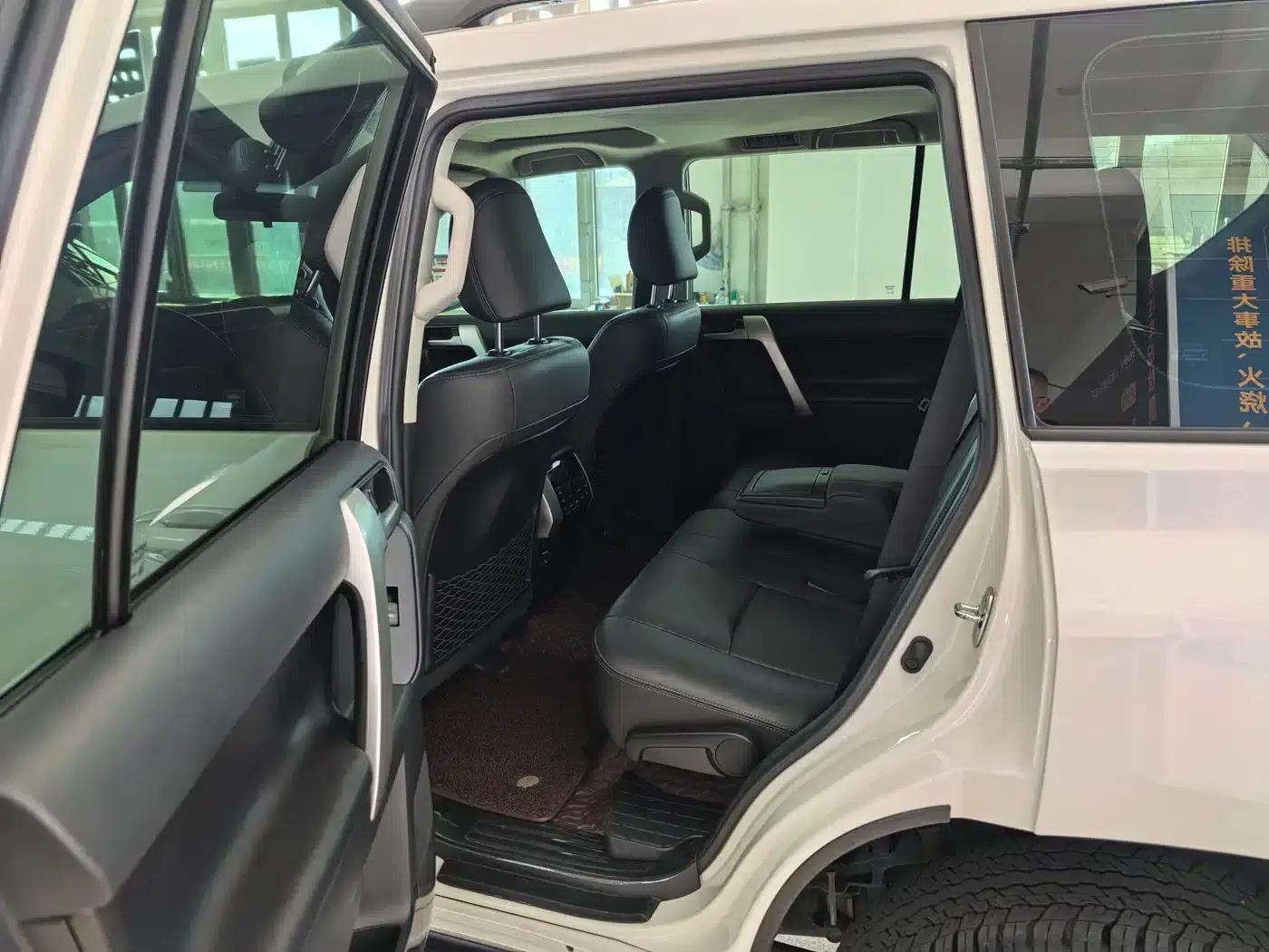 2018 Prado 3.5L Automatic TX-L with Rear-mounted Spare Tire — миниатюра 7