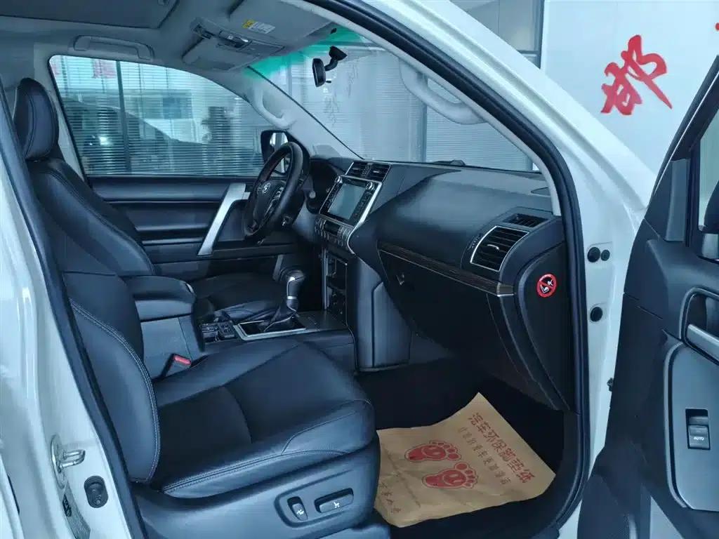 2019 Prado 3.5L Automatic TX-L Premium Edition with Rear-mounted Spare Tire — миниатюра 14