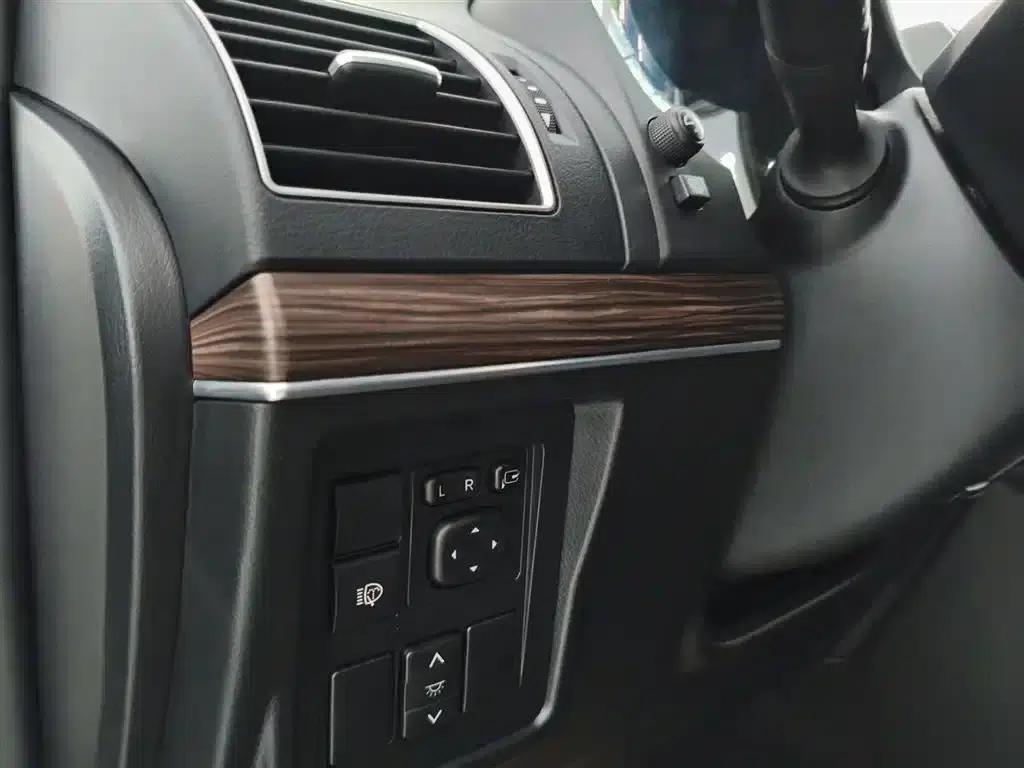 2019 Prado 3.5L Automatic TX-L Premium Edition with Rear-mounted Spare Tire — миниатюра 8