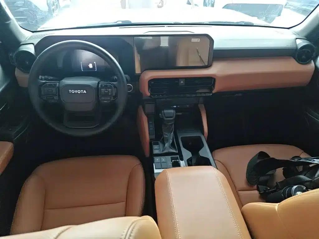 2024 Prado 2.4T Cross-Country BX Edition 5-seater — миниатюра 16