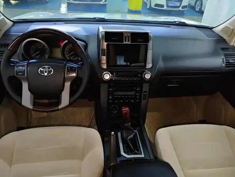 Prado (Imported) 2010 2.7L Automatic Luxury Edition — миниатюра 12