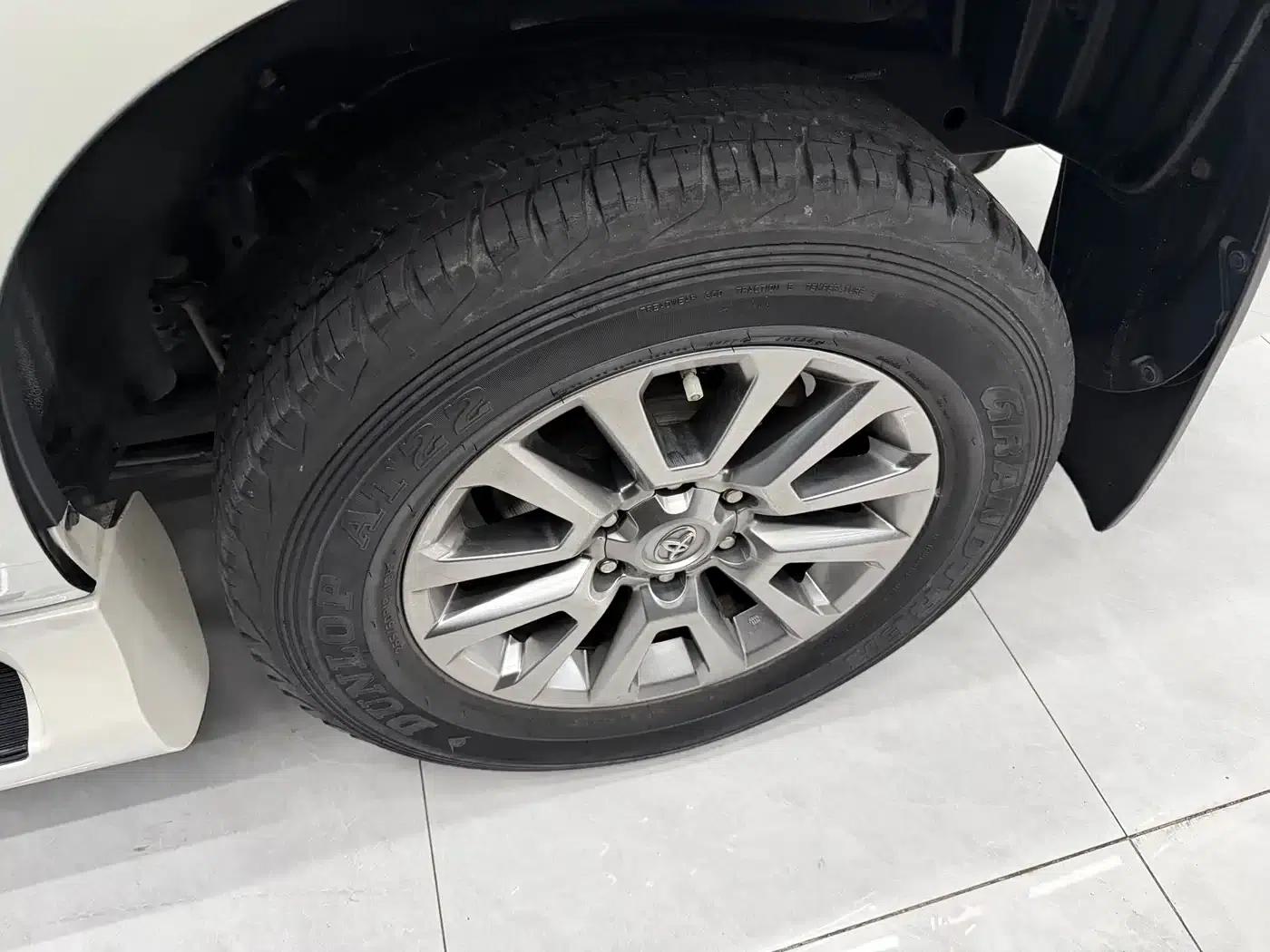 2019 Prado (Imported) 4.0L Automatic — миниатюра 4
