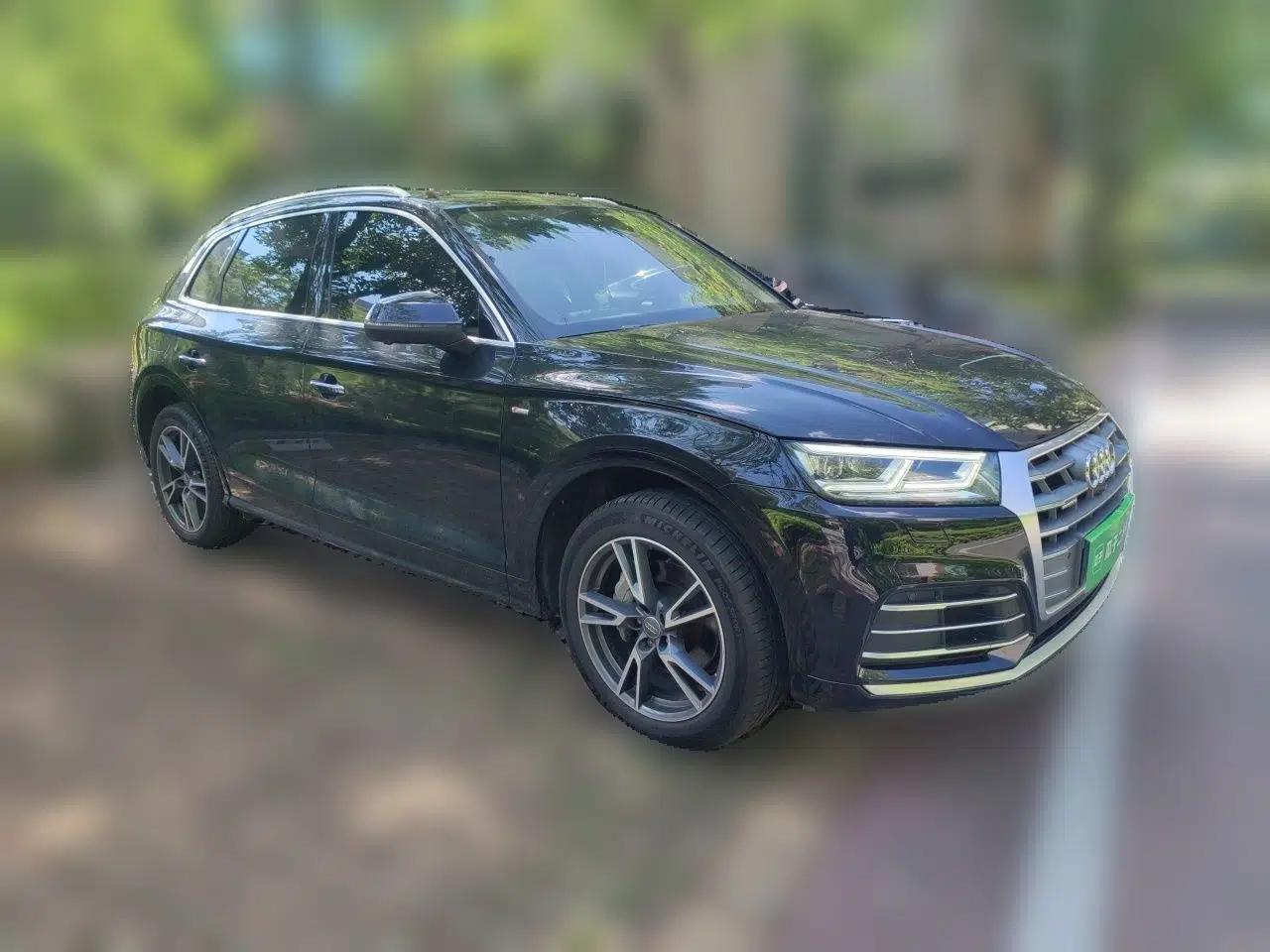 Audi Q5L 2020 Updated 40 TFSI Prestige Fashion Edition — миниатюра 3
