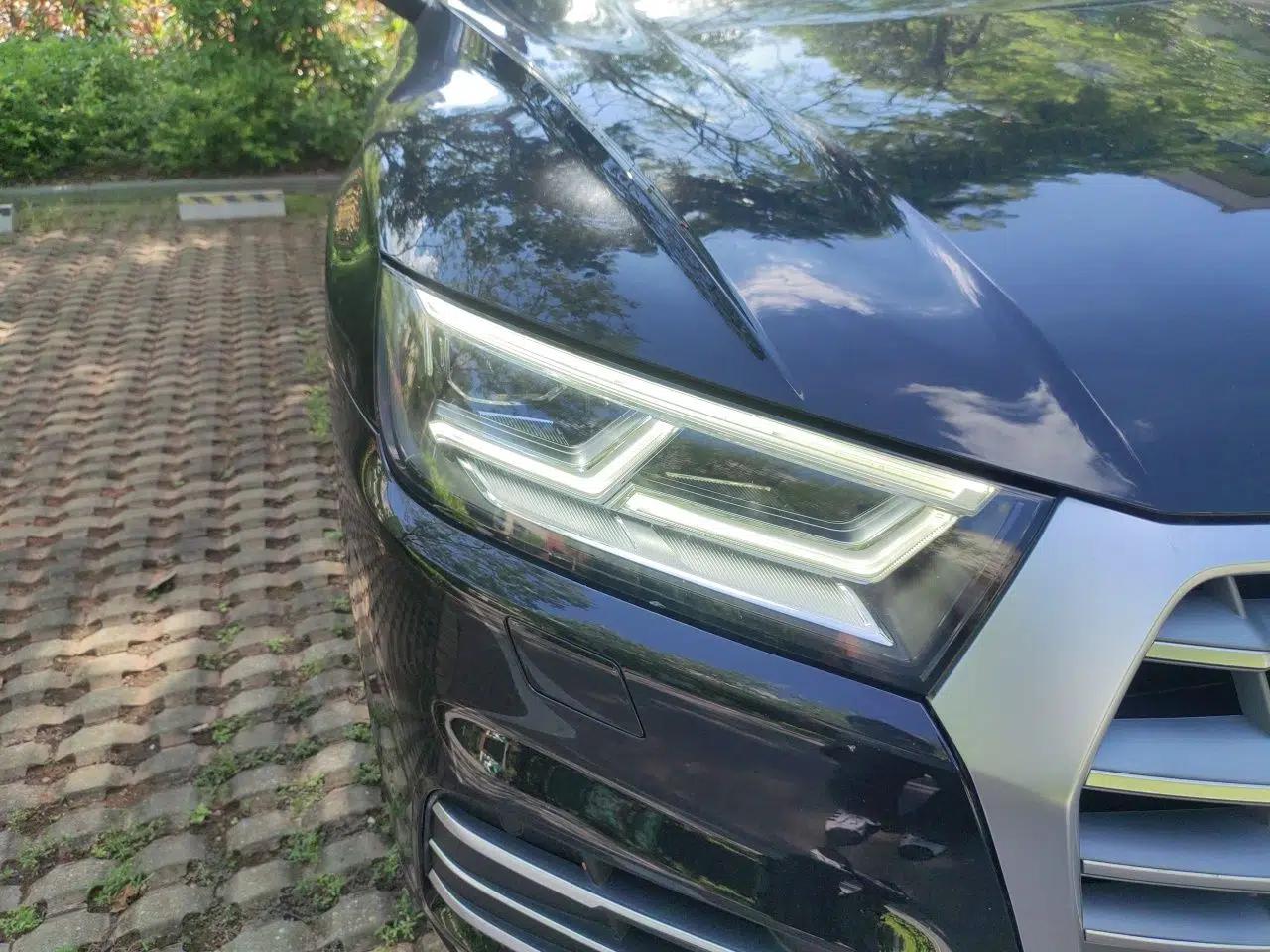 Audi Q5L 2020 Updated 40 TFSI Prestige Fashion Edition — миниатюра 7