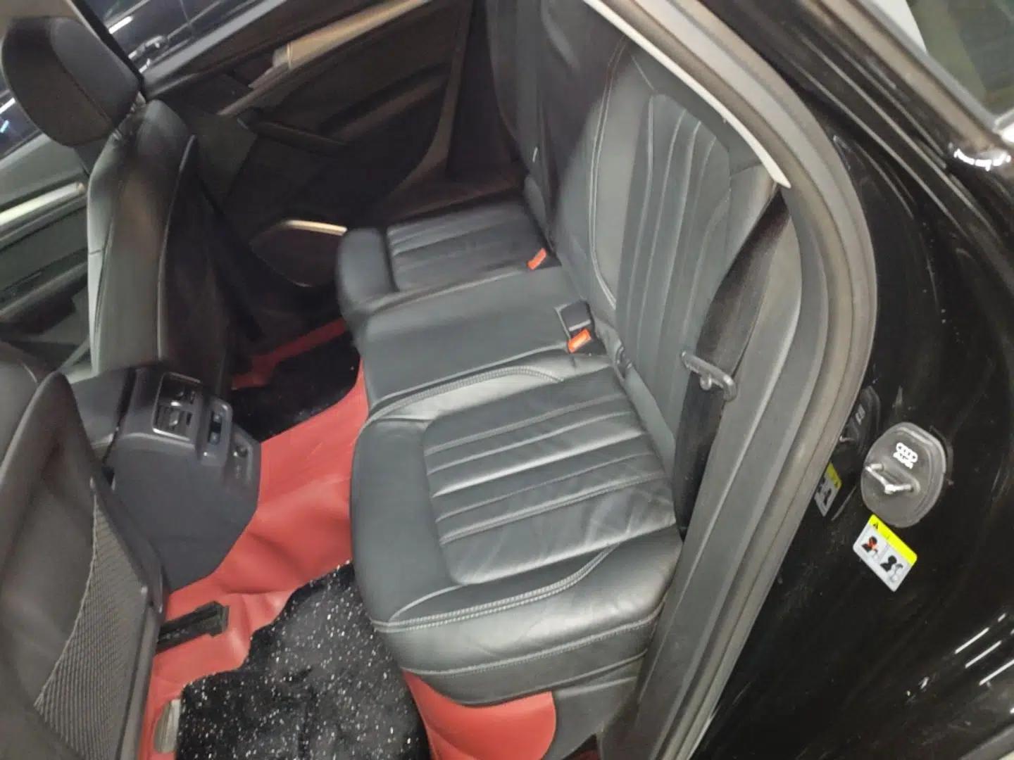 Audi Q5L 2020 45 TFSI Prestige Fashion Model — миниатюра 20