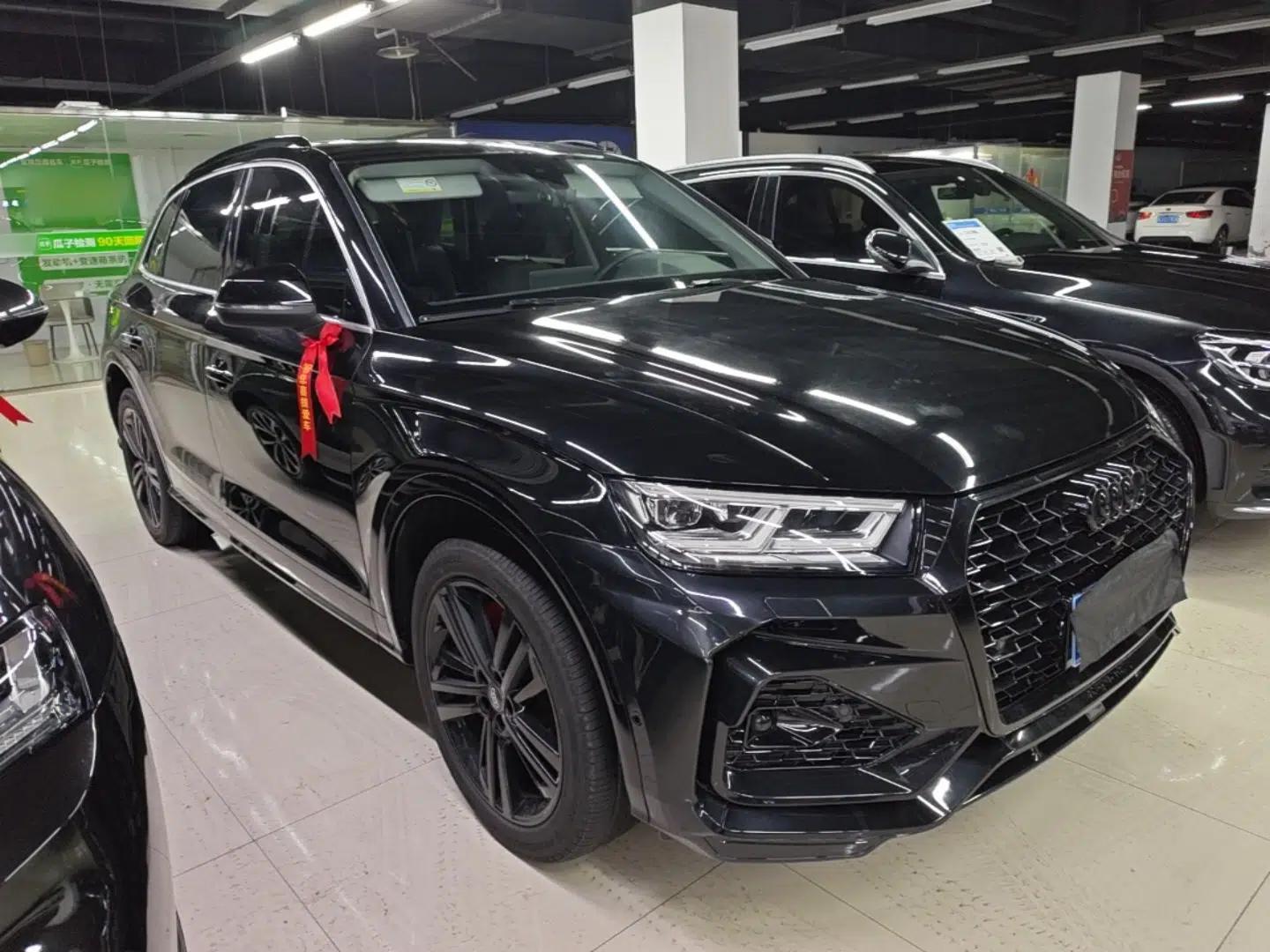 Audi Q5L 2020 45 TFSI Prestige Fashion Model — миниатюра 3