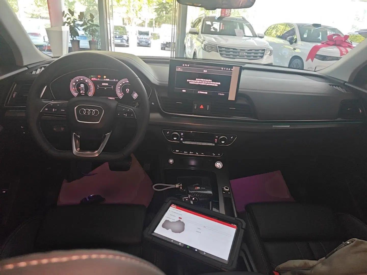Audi Q5L 2022 Updated 40T Luxury Dynamic Edition — миниатюра 12