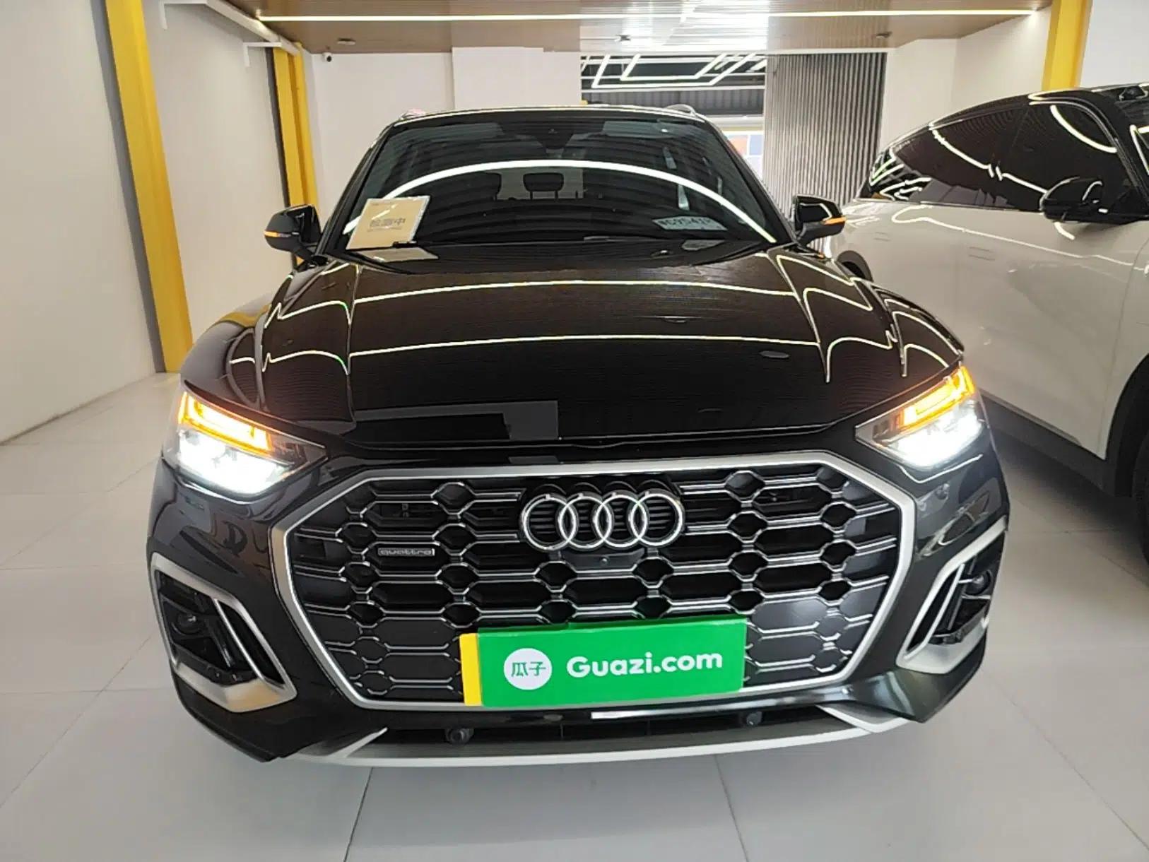 Audi Q5L 2022 Updated 40T Luxury Dynamic Edition — миниатюра 2