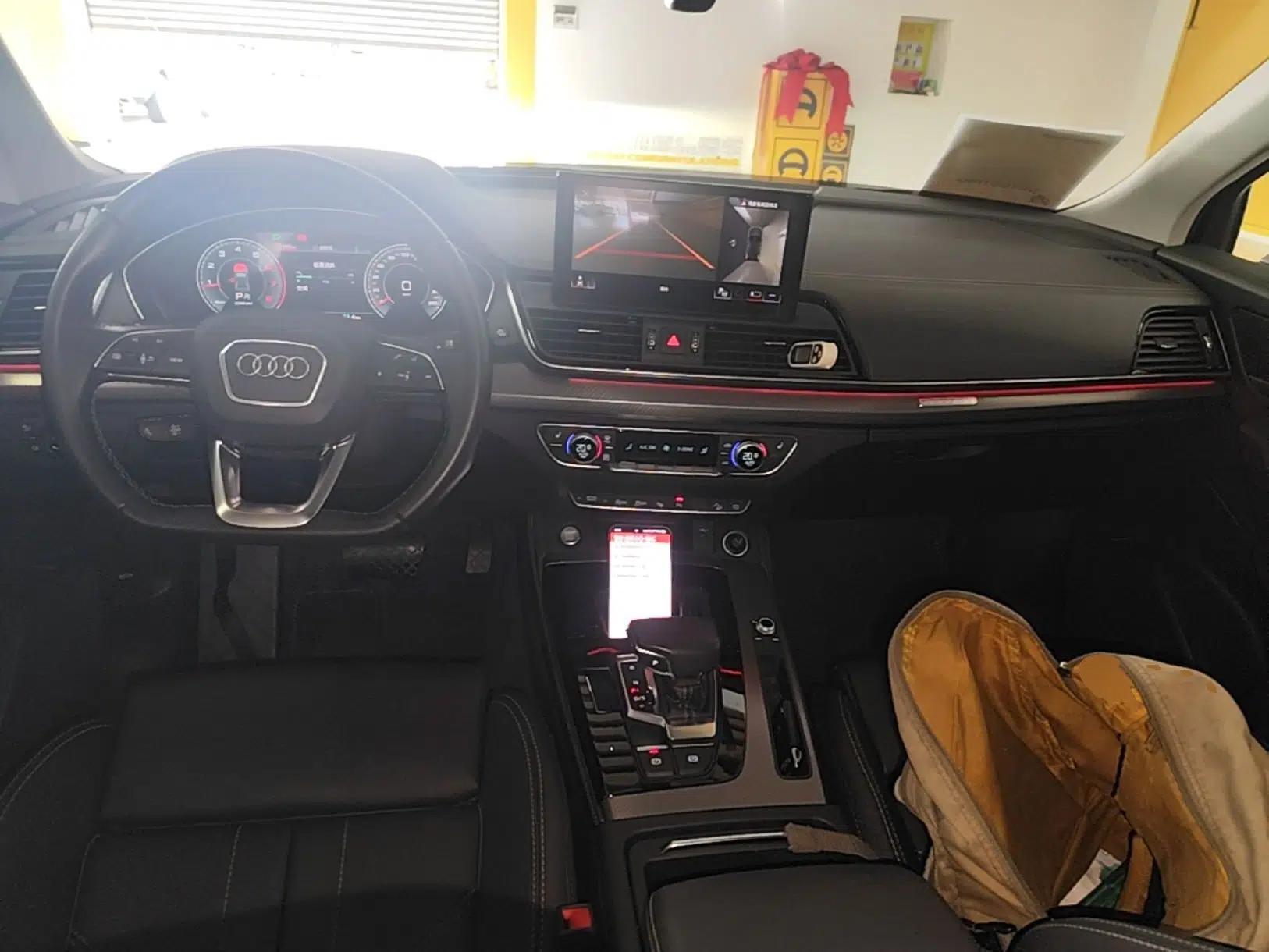 Audi Q5L 2022 Updated 40T Luxury Dynamic Edition — миниатюра 12