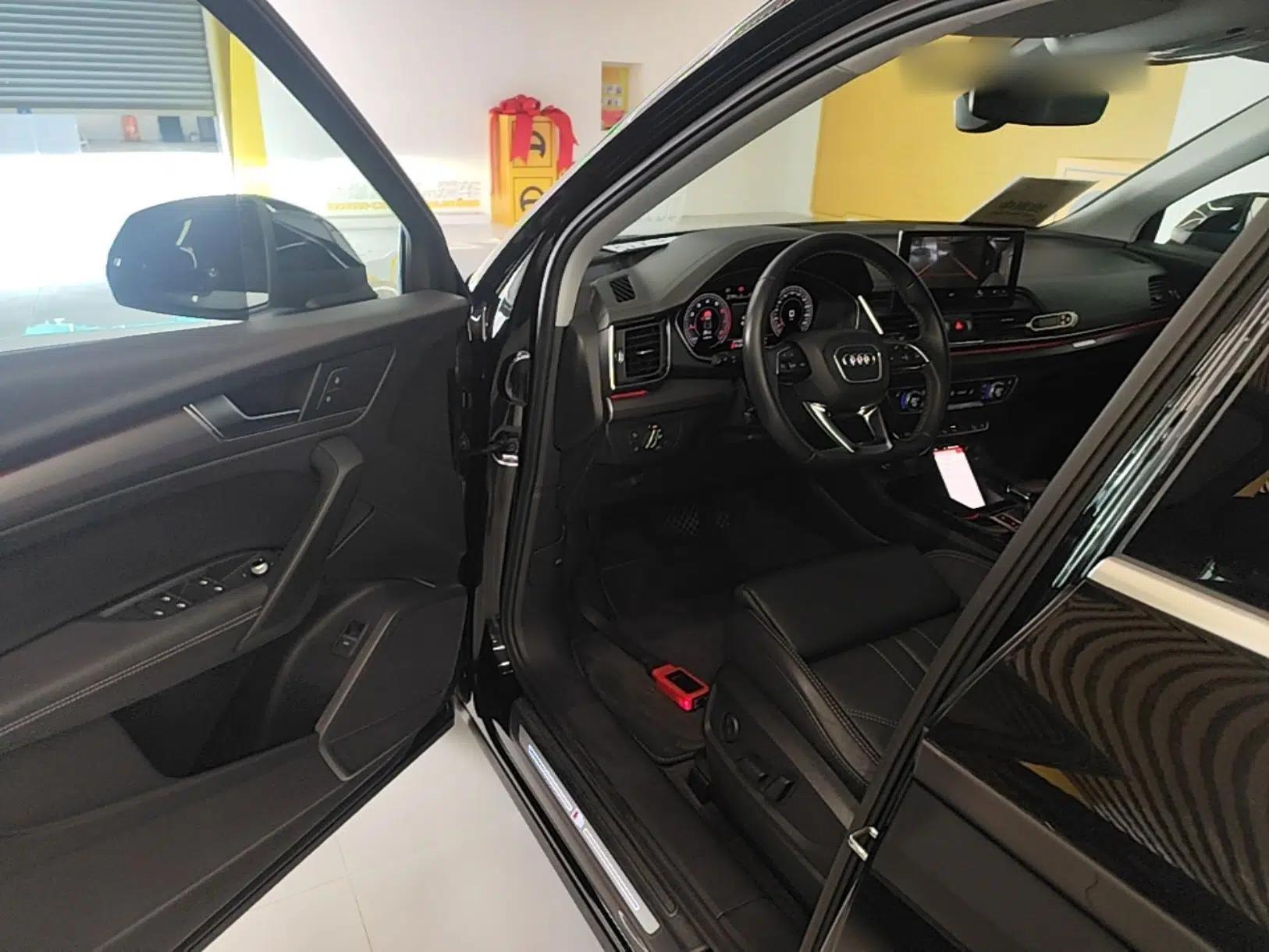 Audi Q5L 2022 Updated 40T Luxury Dynamic Edition — миниатюра 18