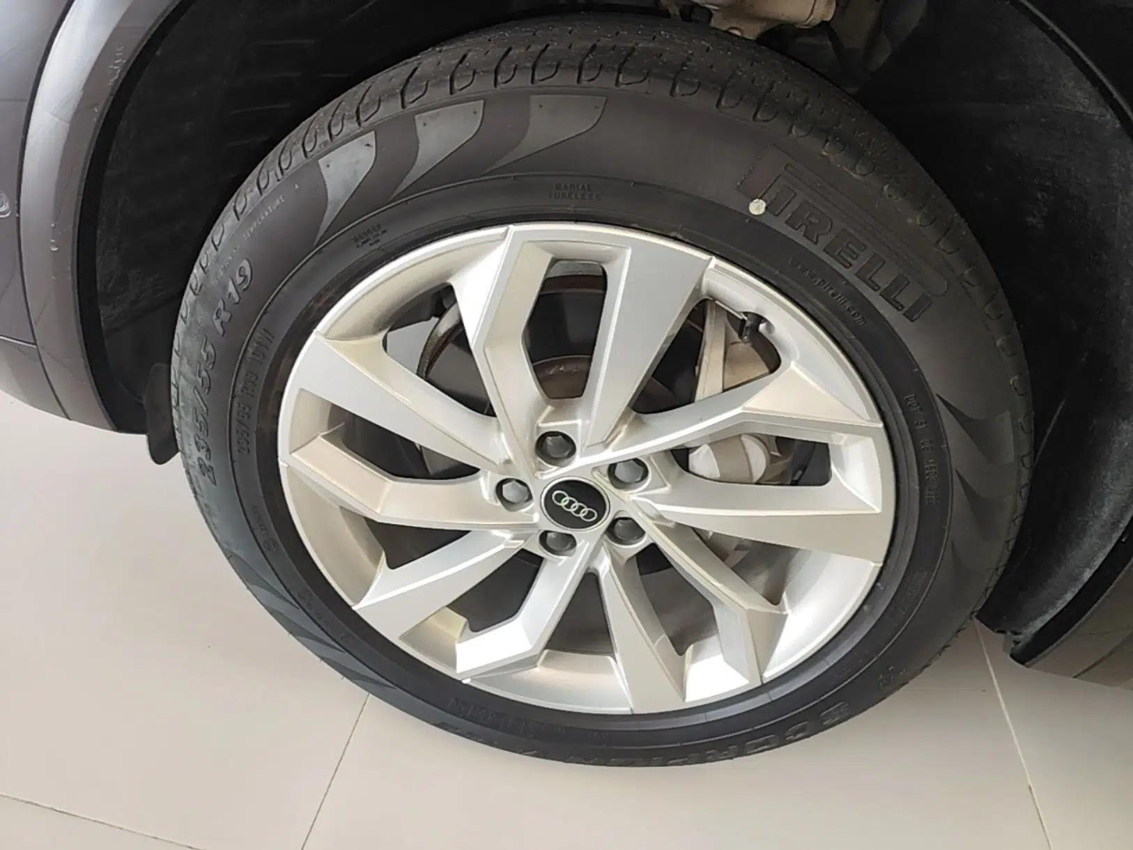 Audi Q5L 2022 Updated 40T Luxury Dynamic Edition — миниатюра 10
