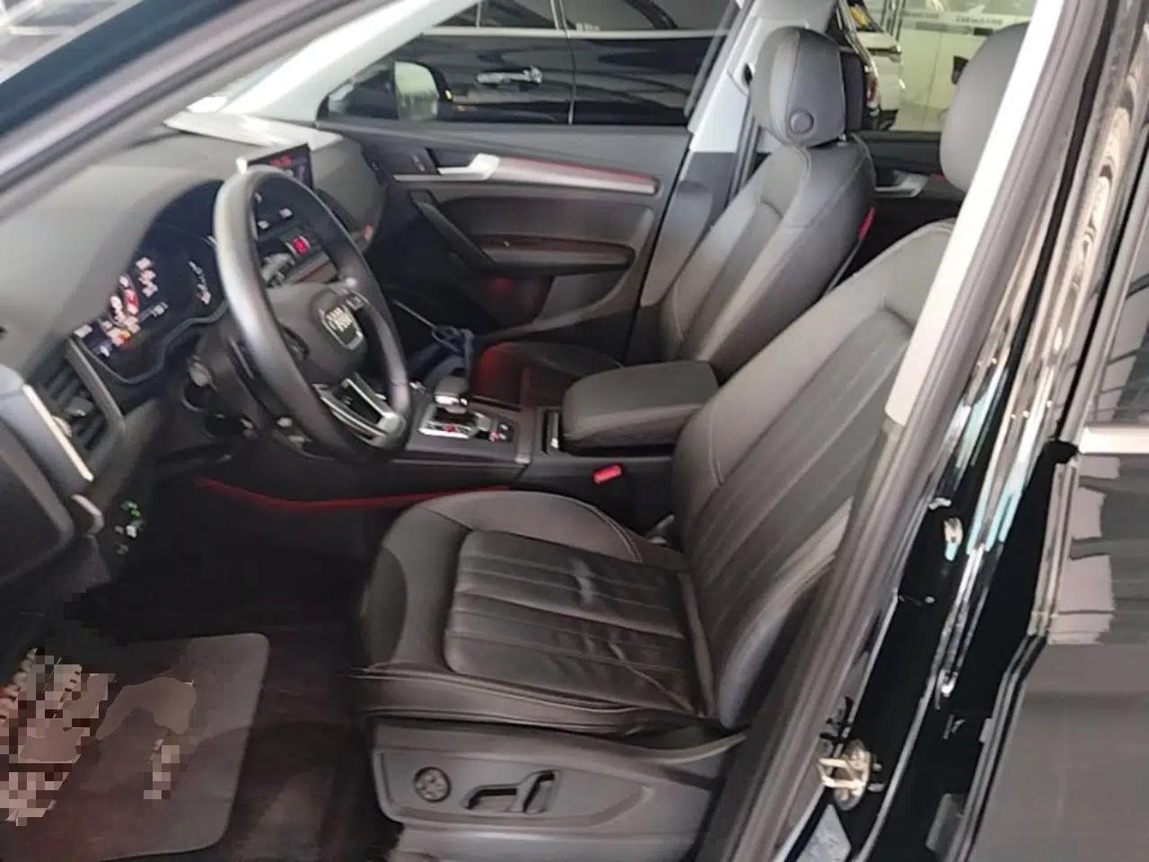 Audi Q5L 2020 Updated 40 TFSI Prestige Fashion Edition — миниатюра 17