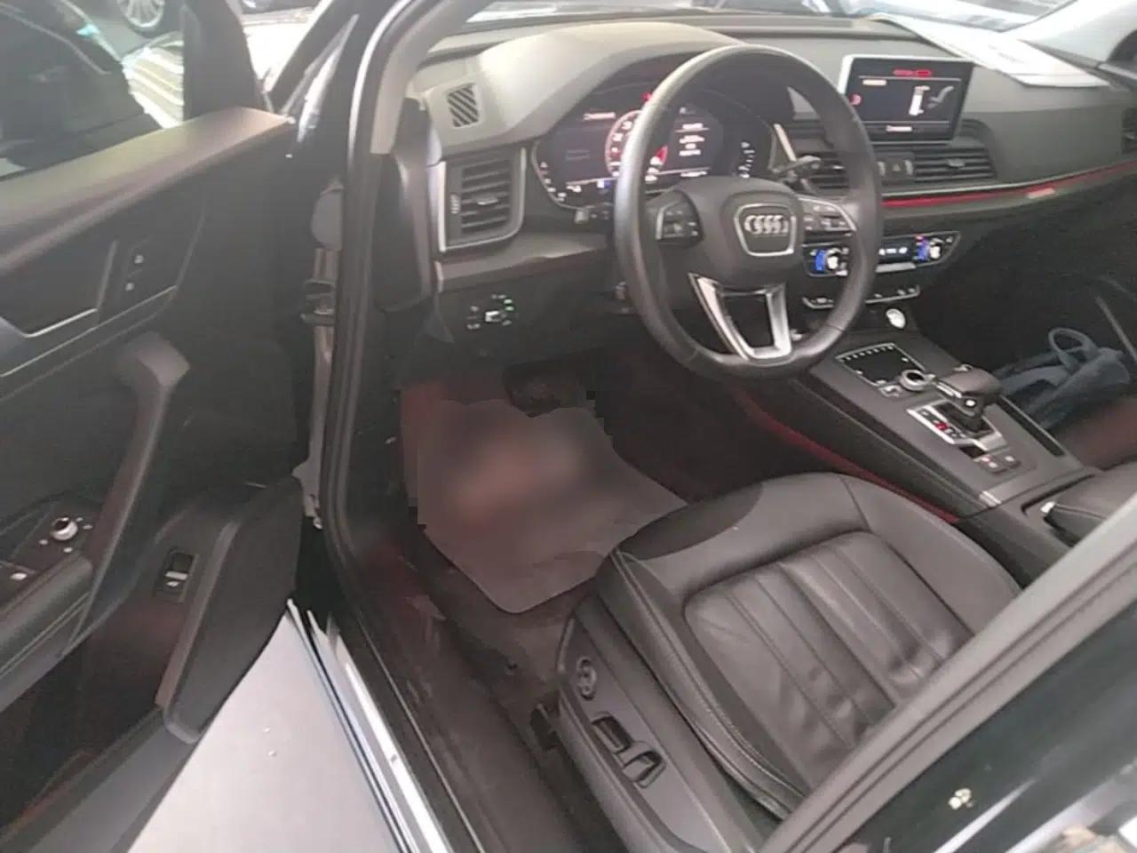 Audi Q5L 2020 Updated 40 TFSI Prestige Fashion Edition — миниатюра 18