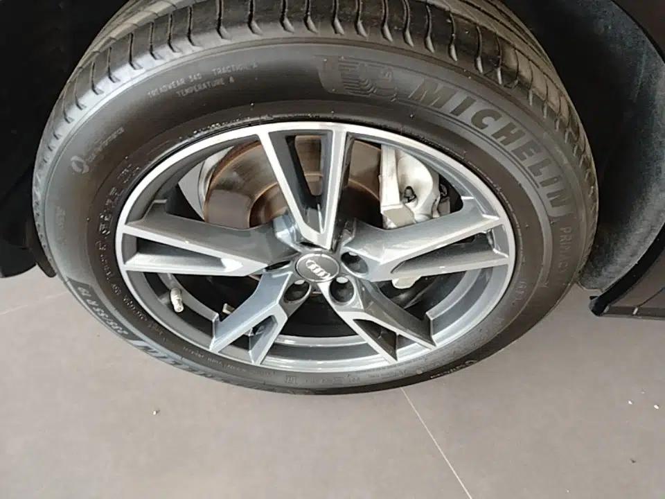Audi Q5L 2020 Updated 40 TFSI Prestige Fashion Edition — миниатюра 10