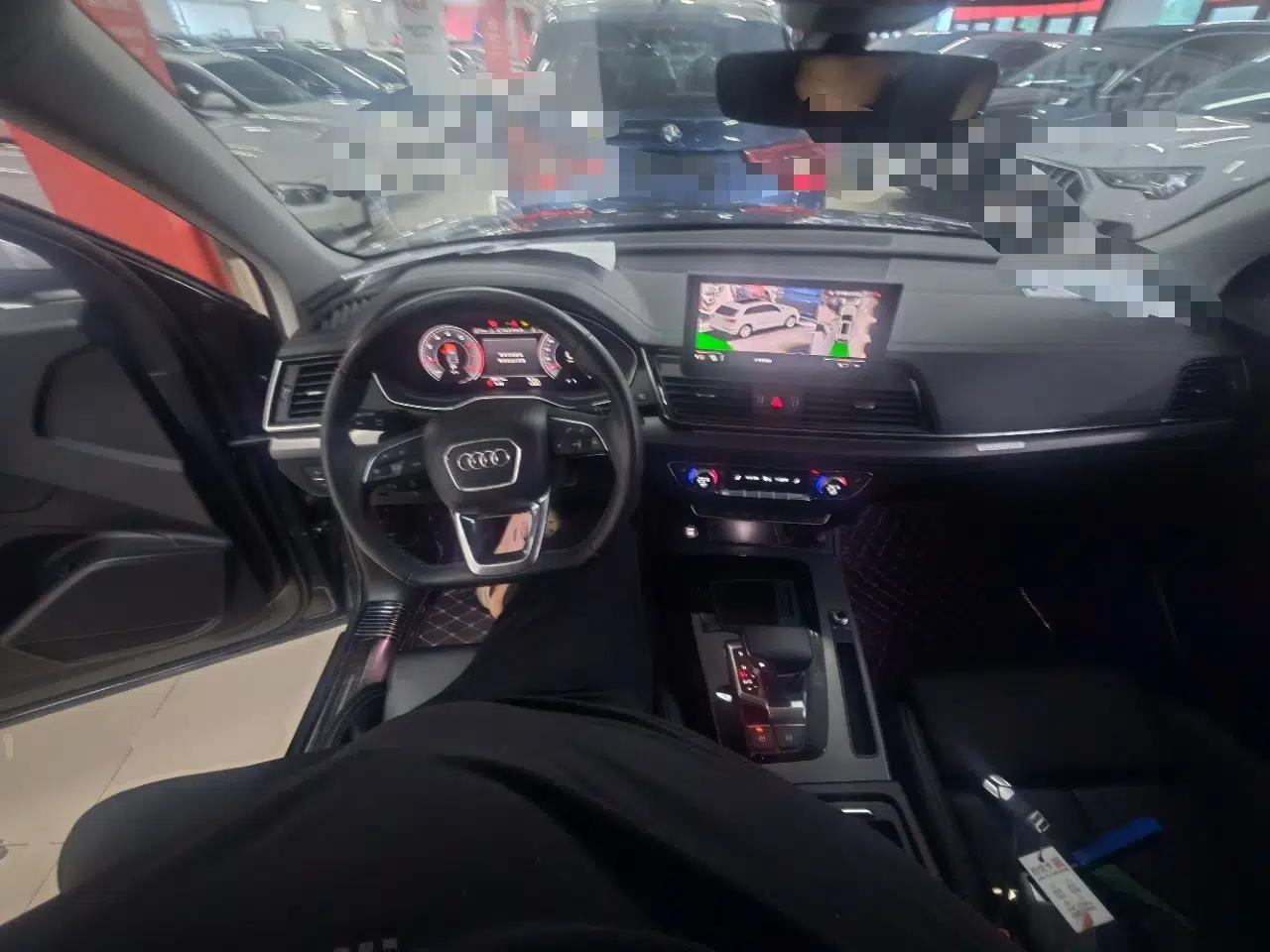 Audi Q5L 2022 40T Luxury Dynamic Model — миниатюра 12
