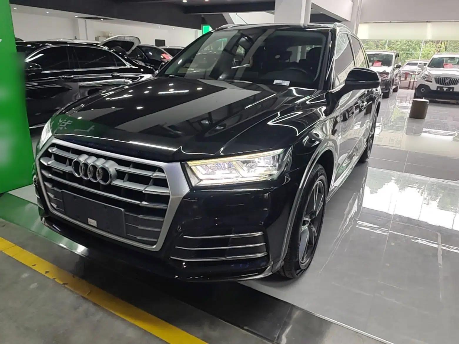 Audi Q5L 2018 40 TFSI Prestige Fashion Edition China VI — миниатюра 1