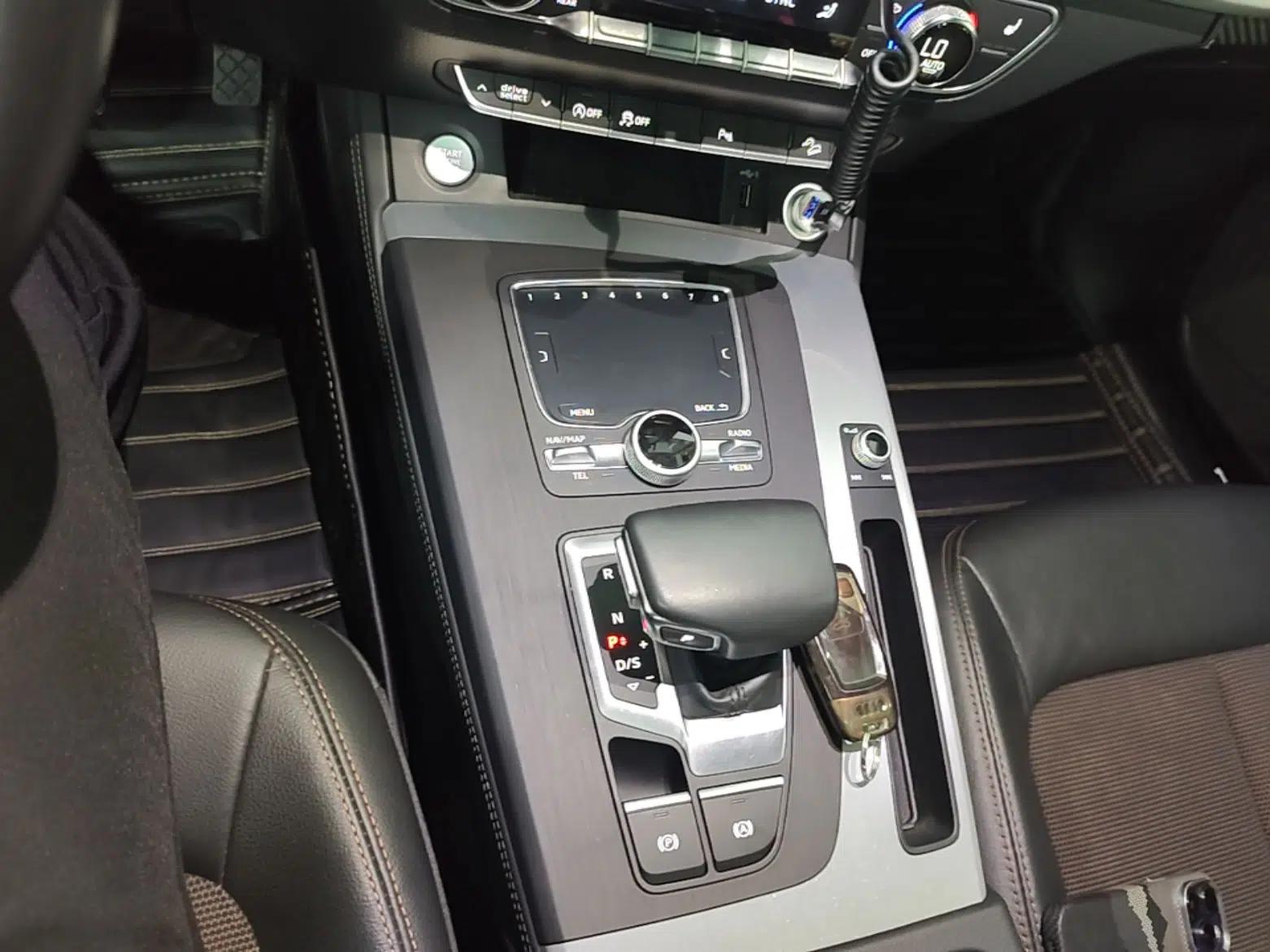 Audi Q5L 2018 40 TFSI Prestige Fashion Edition China VI — миниатюра 16