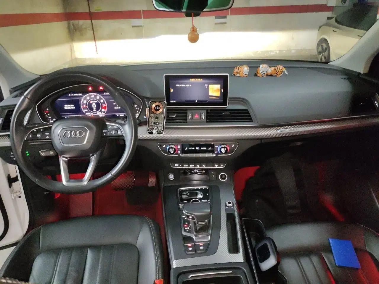 Audi Q5L 2020 45 TFSI Prestige Fashion Model — миниатюра 9