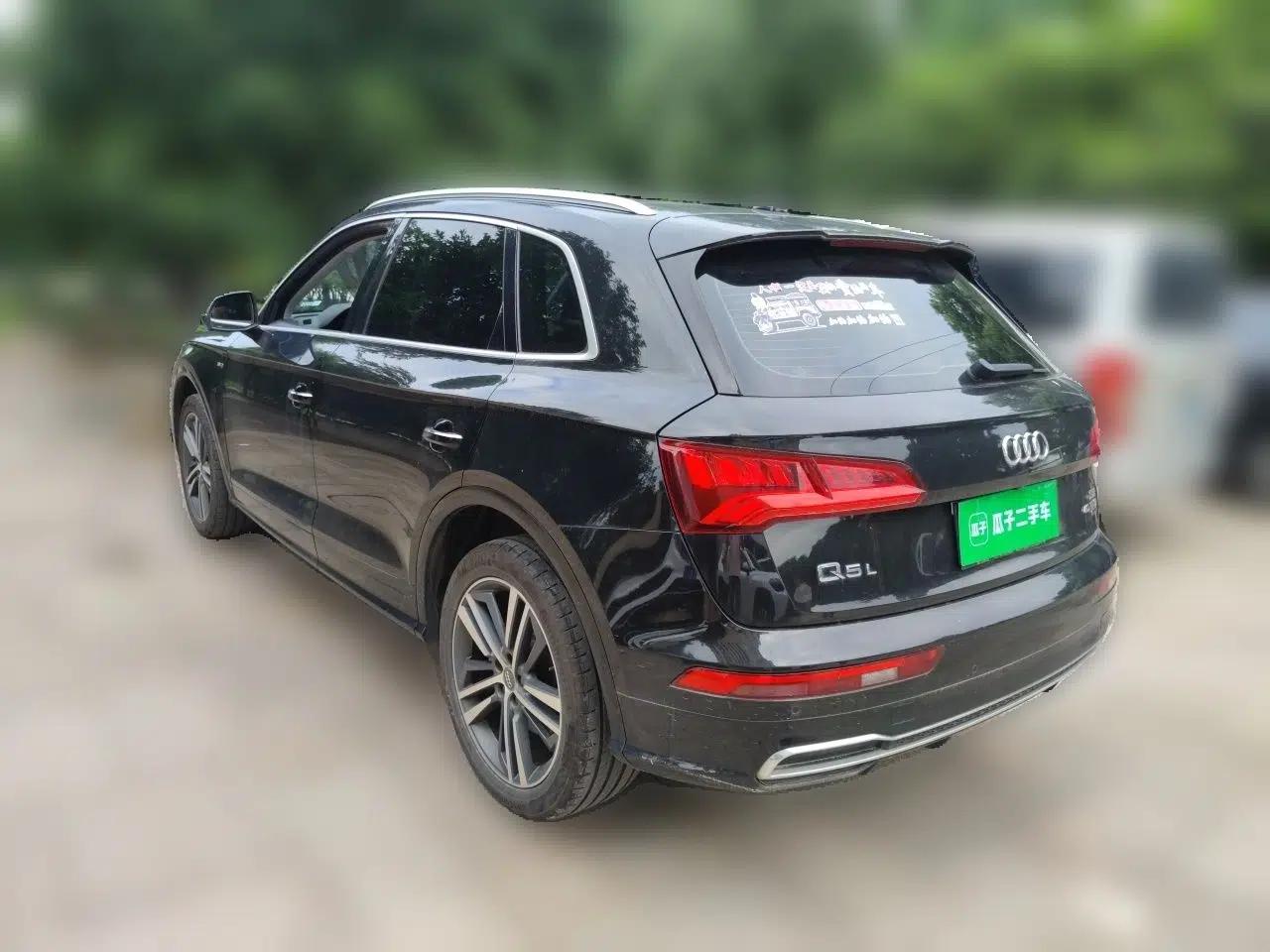 Audi Q5L 2020 Updated 40 TFSI Prestige Fashion Edition — миниатюра 4