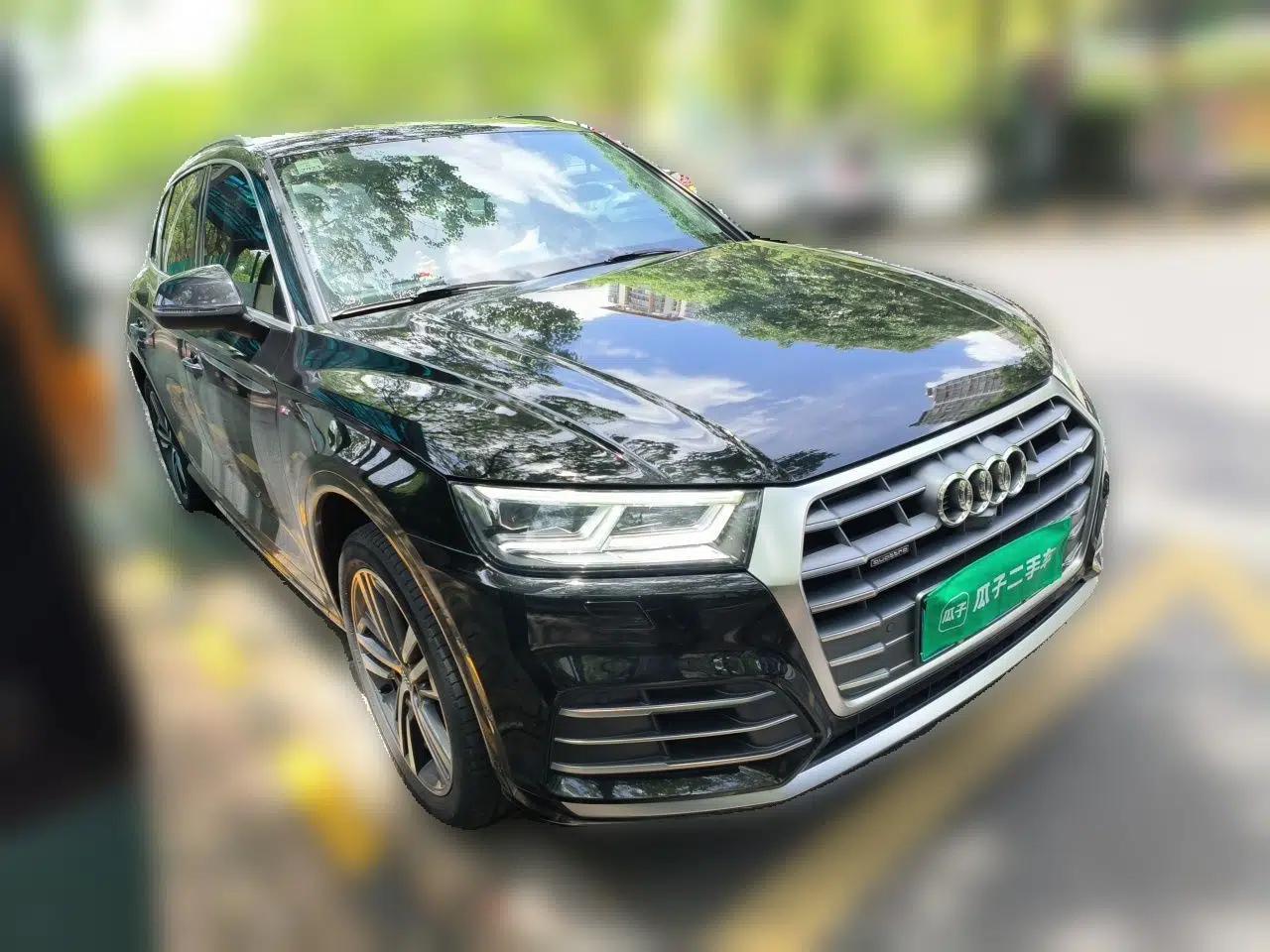 Audi Q5L 2020 45 TFSI Prestige Fashion Model — миниатюра 3
