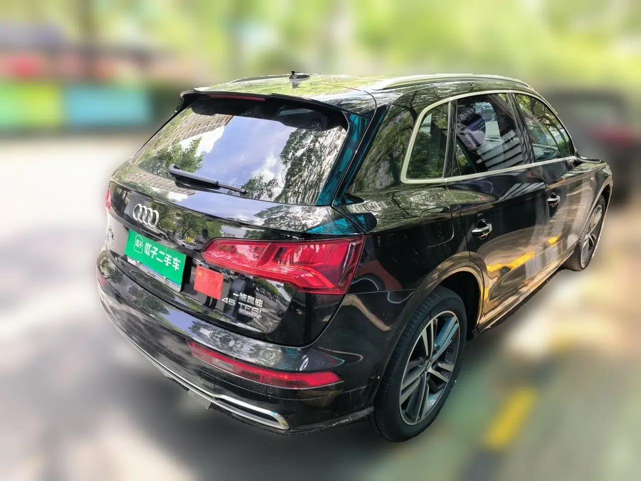Audi Q5L 2020 45 TFSI Prestige Fashion Model — миниатюра 6