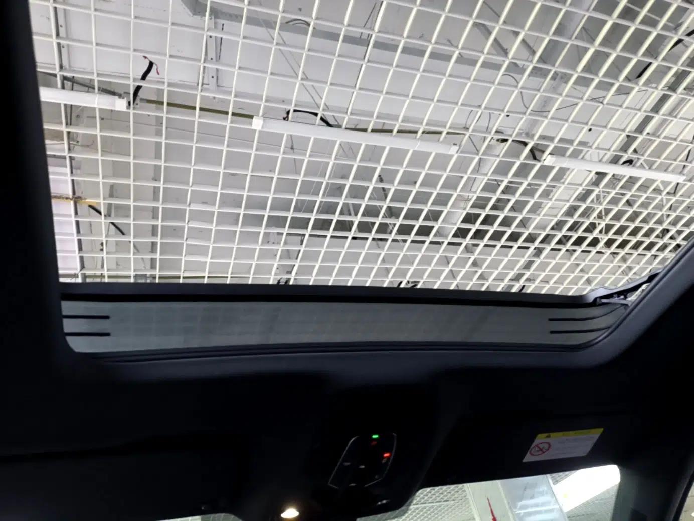 Audi Q5L 2023 40T Luxury Dynamic Model — миниатюра 21