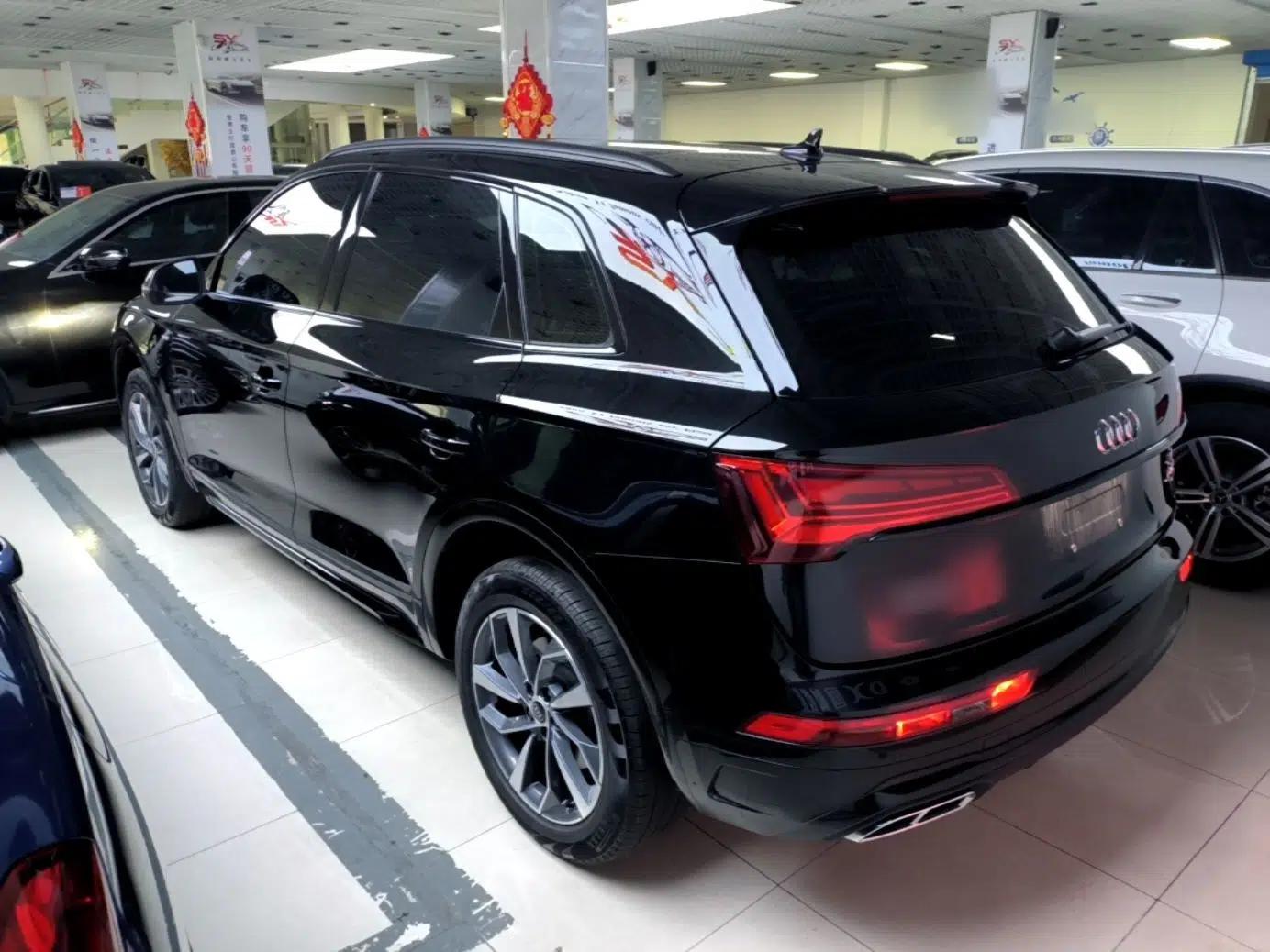 Audi Q5L 2023 40T Luxury Dynamic Model — миниатюра 4