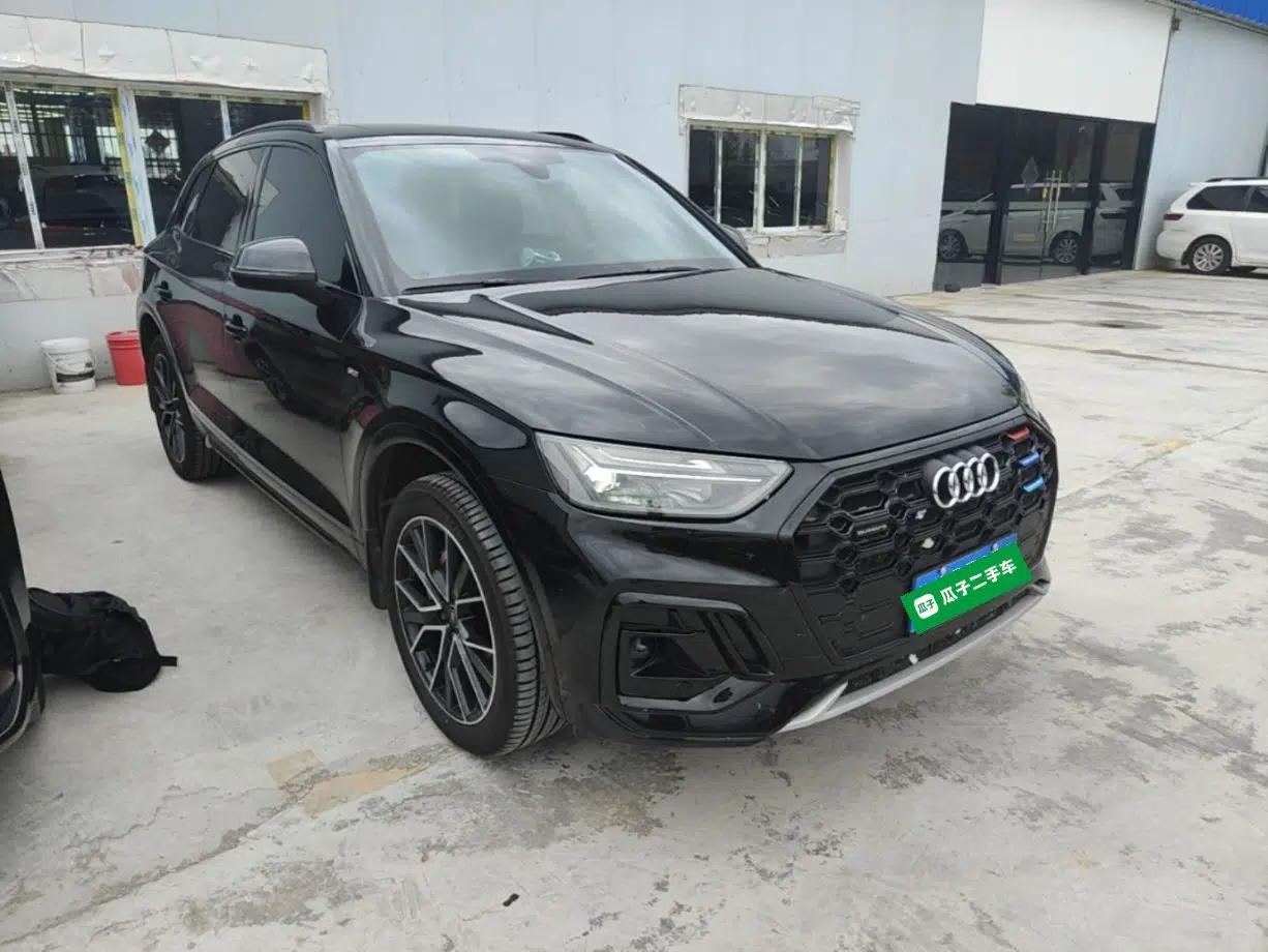 Audi Q5L 2025 Facelift 45th Anniversary Collector's Edition 40 TFSI Luxury Dynamic Version — миниатюра 3