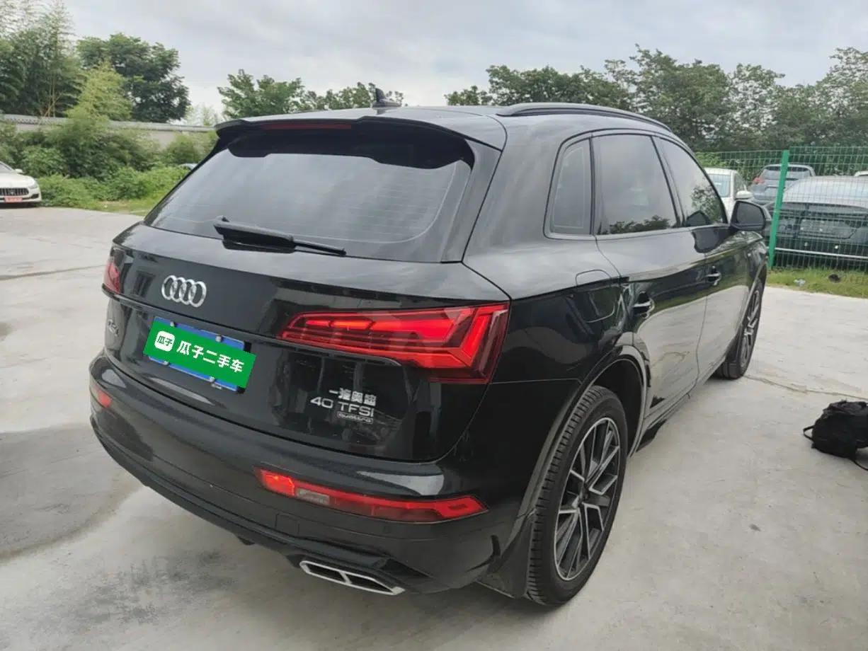 Audi Q5L 2025 Facelift 45th Anniversary Collector's Edition 40 TFSI Luxury Dynamic Version — миниатюра 6
