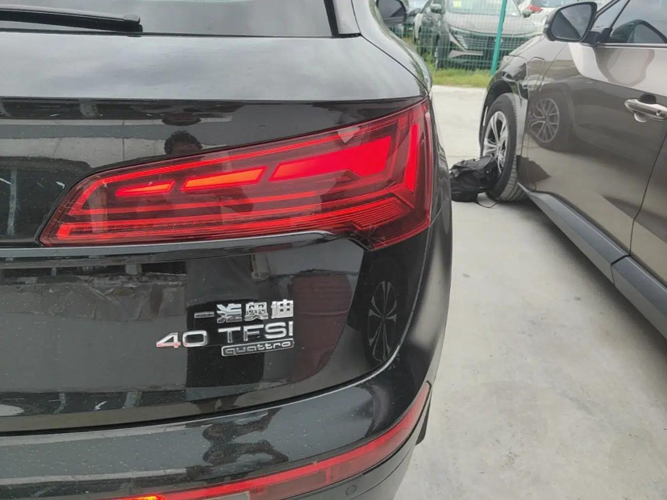 Audi Q5L 2025 Facelift 45th Anniversary Collector's Edition 40 TFSI Luxury Dynamic Version — миниатюра 9