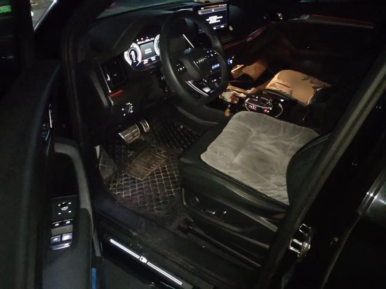 Audi Q5L 2024 40 TFSI Fashion Dynamic Model — миниатюра 16