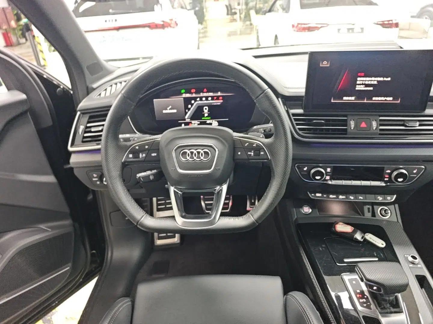 Audi Q5L 2025 quattro 45th Anniversary Edition 45 TFSI Luxury Dynamic Model — миниатюра 13