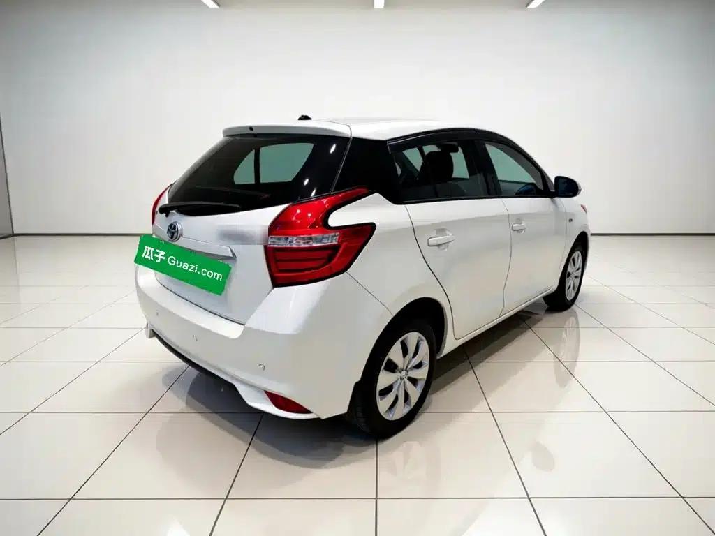 YARiS L Zhixuan 2016 Facelift 1.5E CVT Dynamic Edition — миниатюра 6