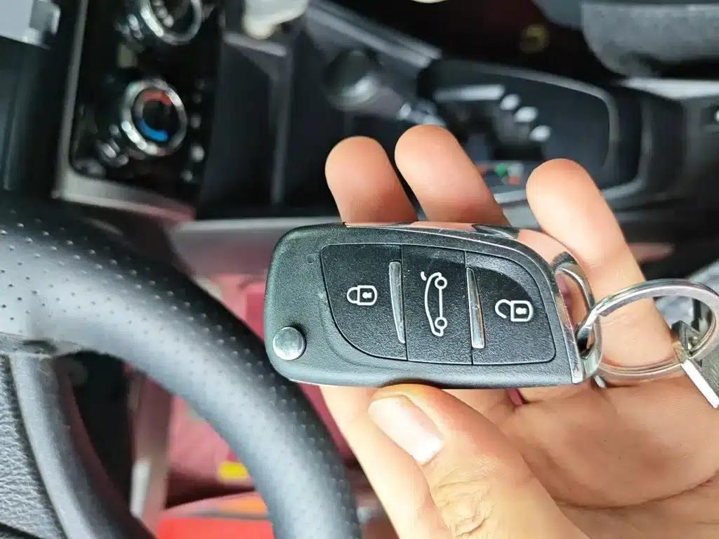 YARiS L Zhixuan 2016 Facelift 1.5E CVT Dynamic Edition — миниатюра 9
