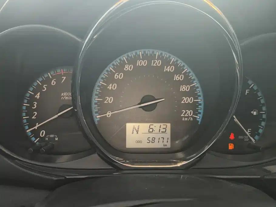 YARiS L Zhixuan 2016 Facelift 1.5E CVT Dynamic Edition — миниатюра 14