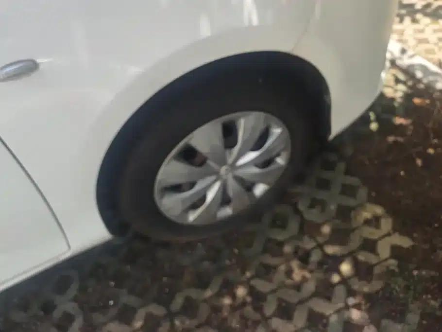 YARiS L Zhixuan 2016 Facelift 1.5E CVT Dynamic Edition — миниатюра 6