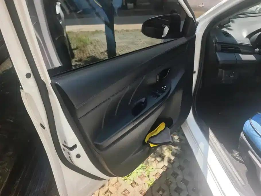 YARiS L Zhixuan 2016 Facelift 1.5E CVT Dynamic Edition — миниатюра 7