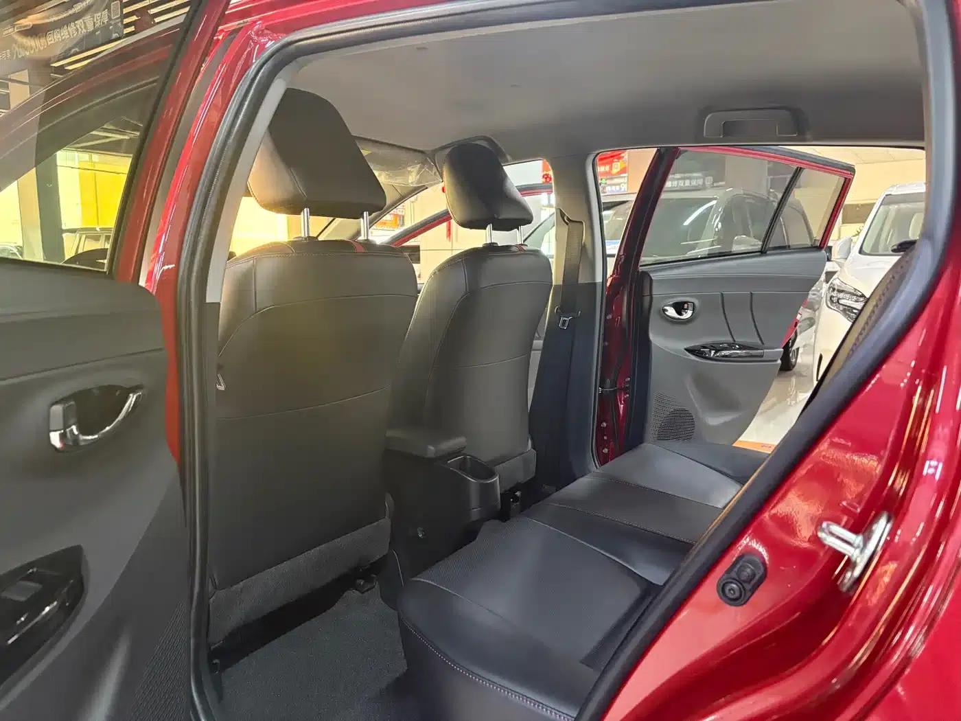 YARiS L 2022 Model YARiS X 1.5L CVT Luxury PLUS Edition — миниатюра 5