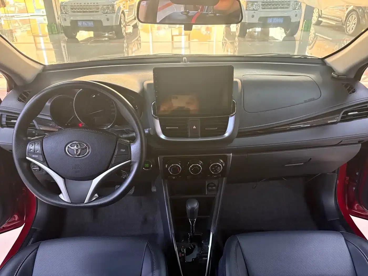 YARiS L 2022 Model YARiS X 1.5L CVT Luxury PLUS Edition — миниатюра 6
