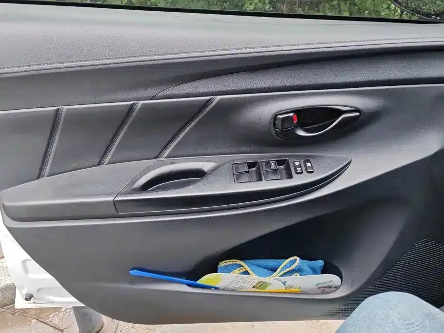 YARiS L Zhixuan 2016 Facelift 1.5E CVT Dynamic Edition — миниатюра 7