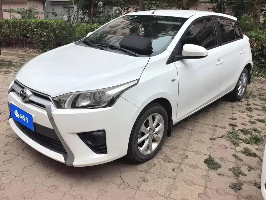 YARiS L Zhixuan 2015 1.5E Automatic Dynamic Edition — миниатюра 1