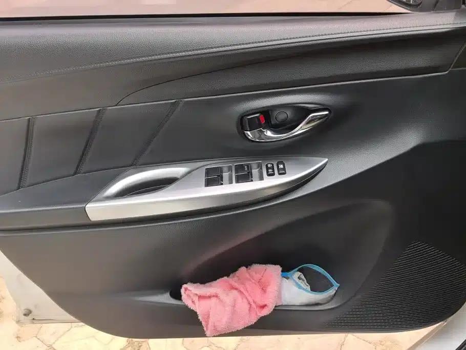 YARiS L Zhixuan 2015 1.5E Automatic Dynamic Edition — миниатюра 7